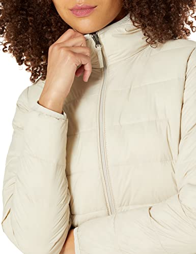 Amazon Essentials Women s Lightweight Water-Resistant Hooded Puffer Coat (Available in Plus Size)