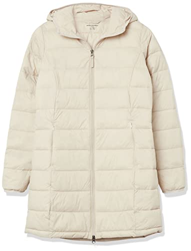 Amazon Essentials Women s Lightweight Water-Resistant Hooded Puffer Coat (Available in Plus Size)