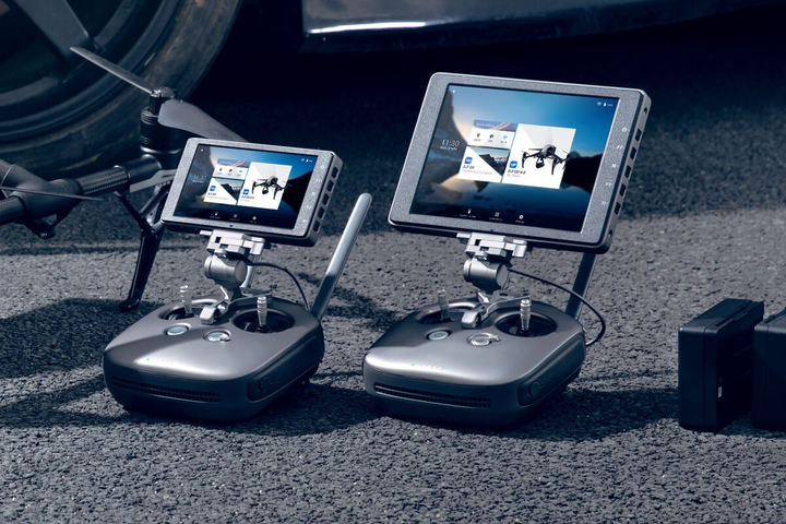 DJI CrystalSky Ultra High Brightness 7.85  QXGA HD Display Monitor (DJI Refurbished)